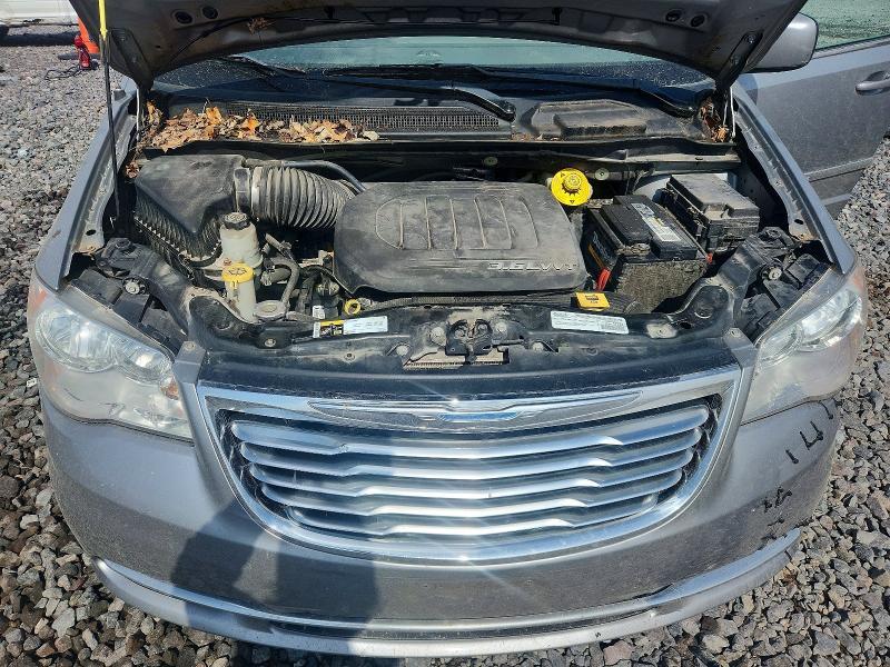 2015 Chrysler Town & Country Touring