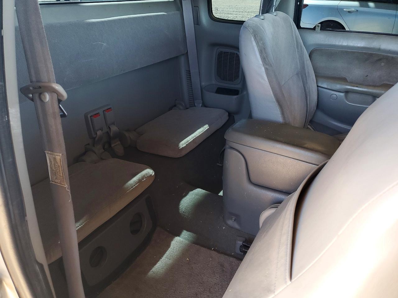 2002 Toyota Tacoma Base