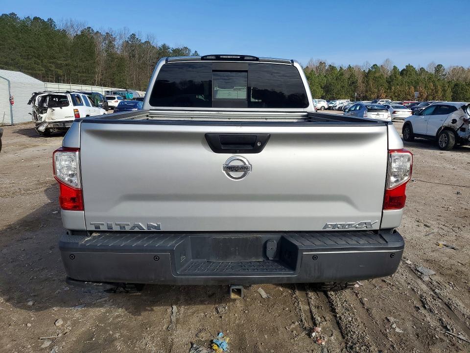 2017 Nissan Titan PRO-4X