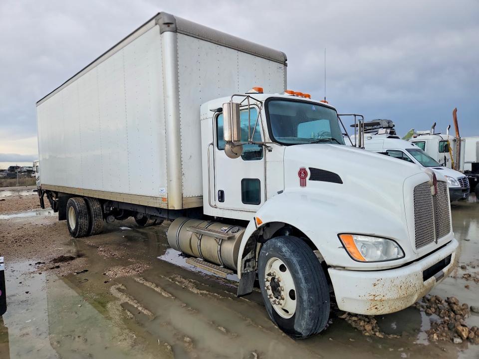 2019 Kenworth 548CH BOX Truck