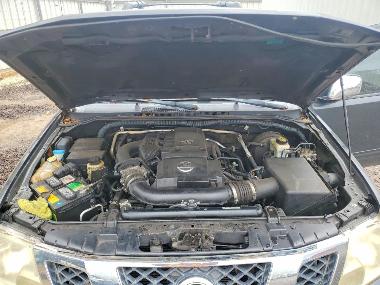 2010 Nissan Frontier SE V6