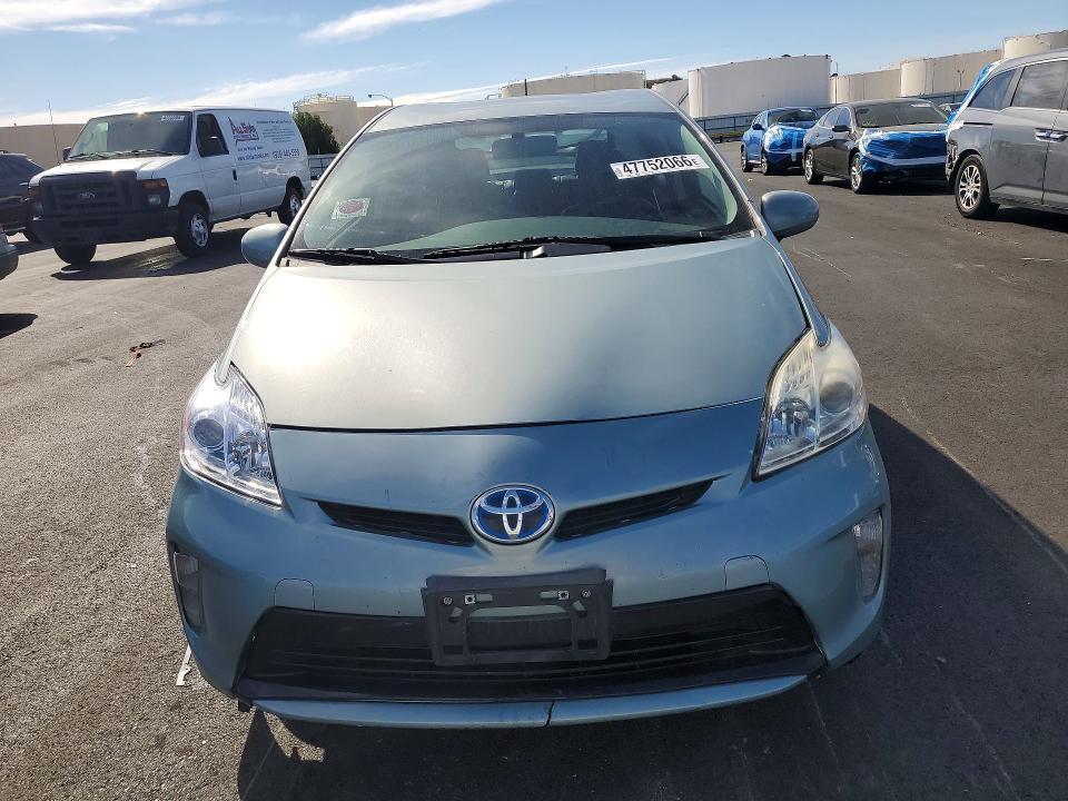 2014 Toyota Prius Three