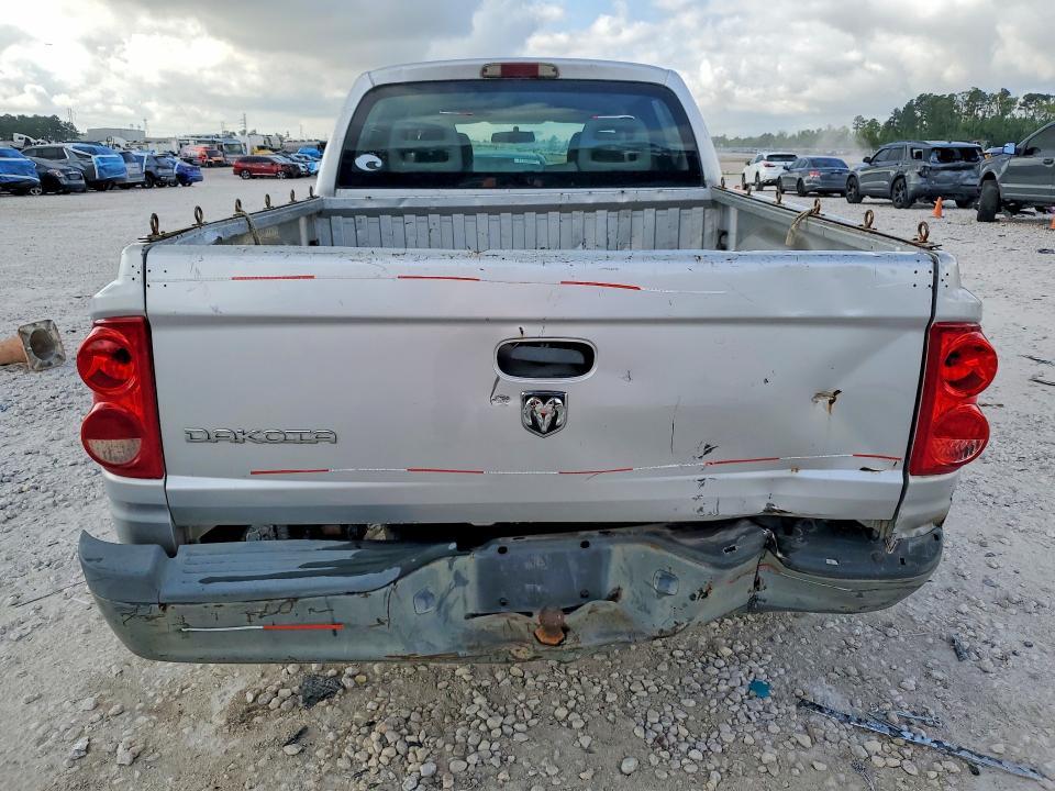 2006 Dodge Dakota Quattro