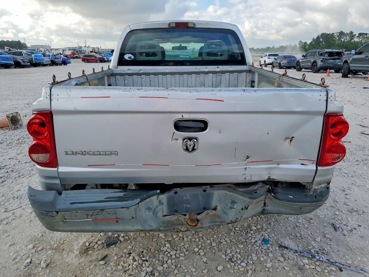 2006 Dodge Dakota Quattro
