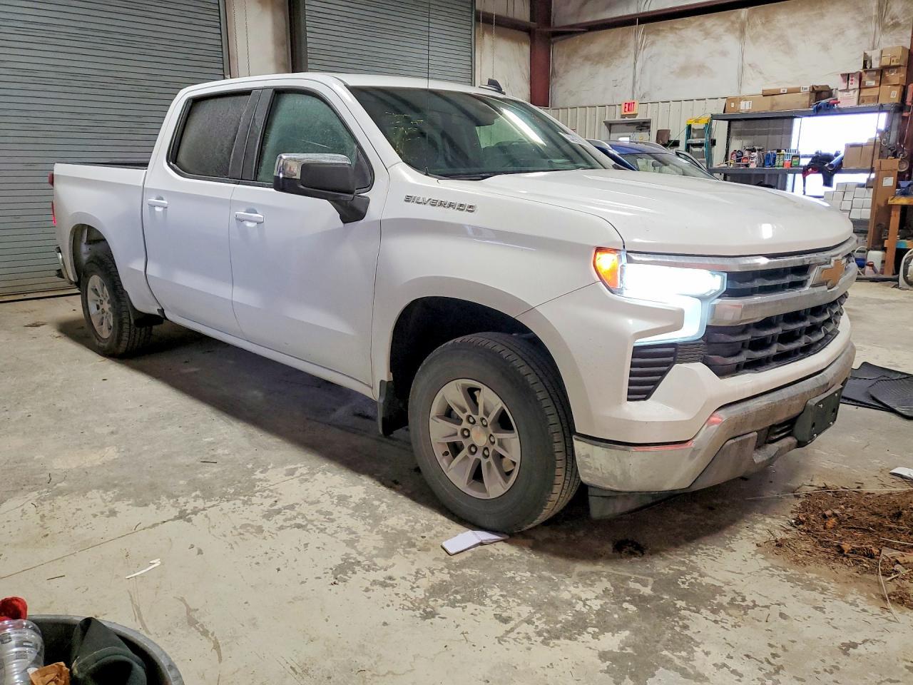 2025 Chevrolet Silverado C1500 LT
