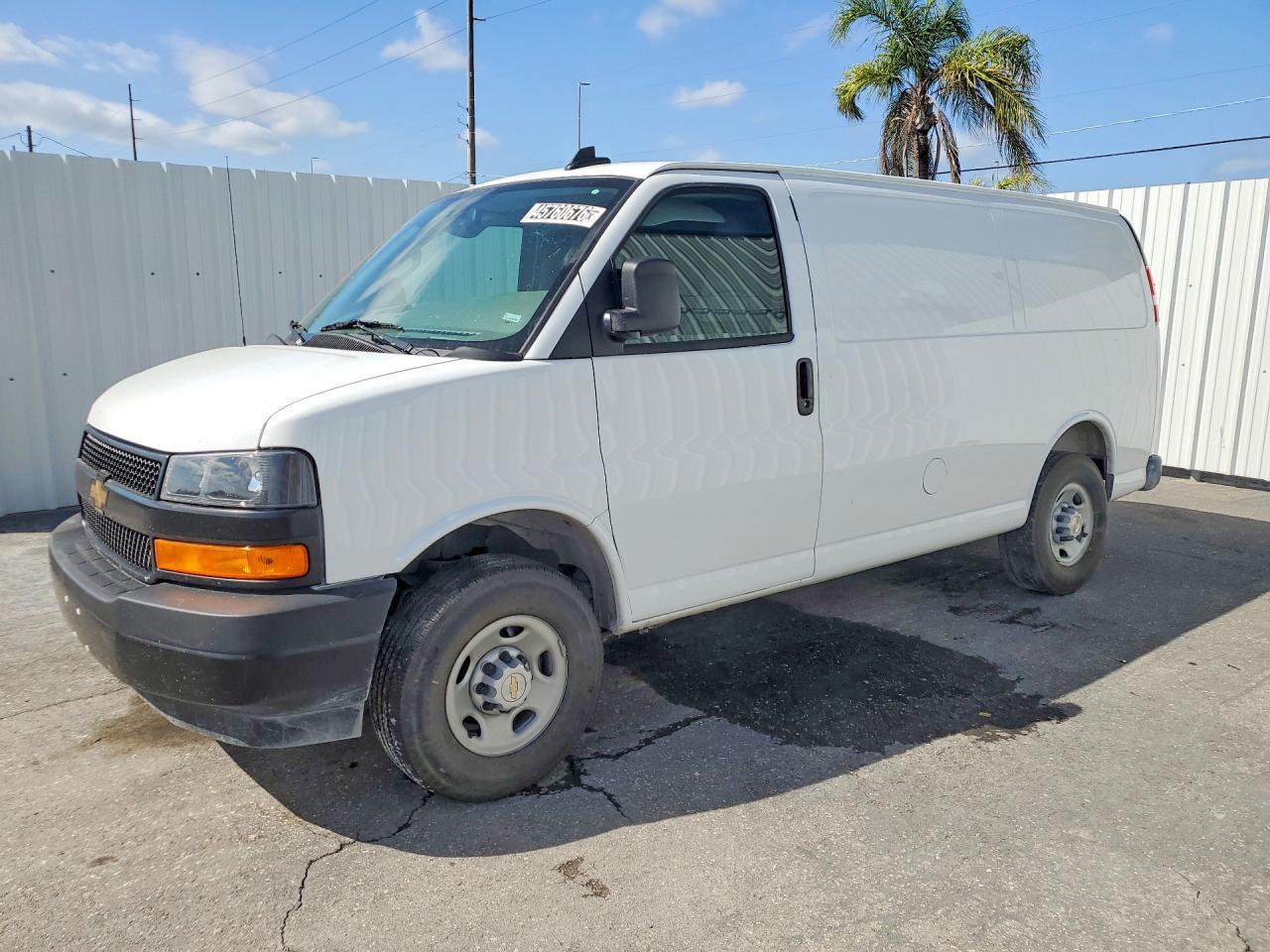 2025 Chevrolet Express G2500