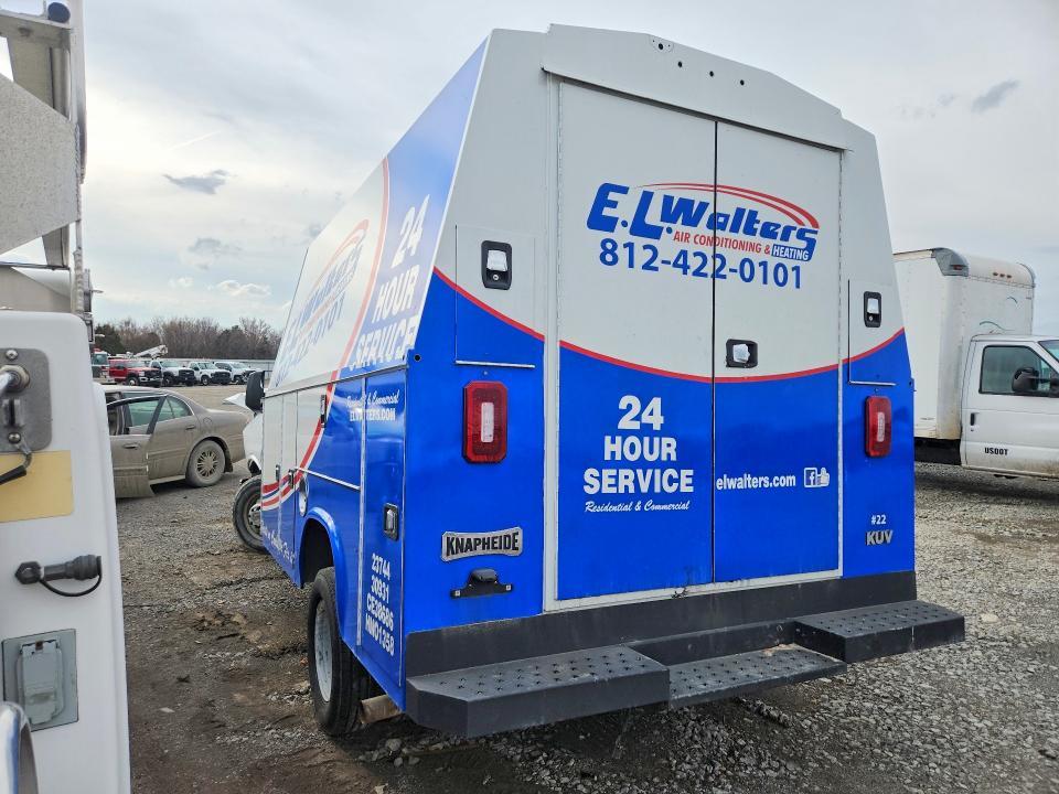 2021 Chev Express G3500