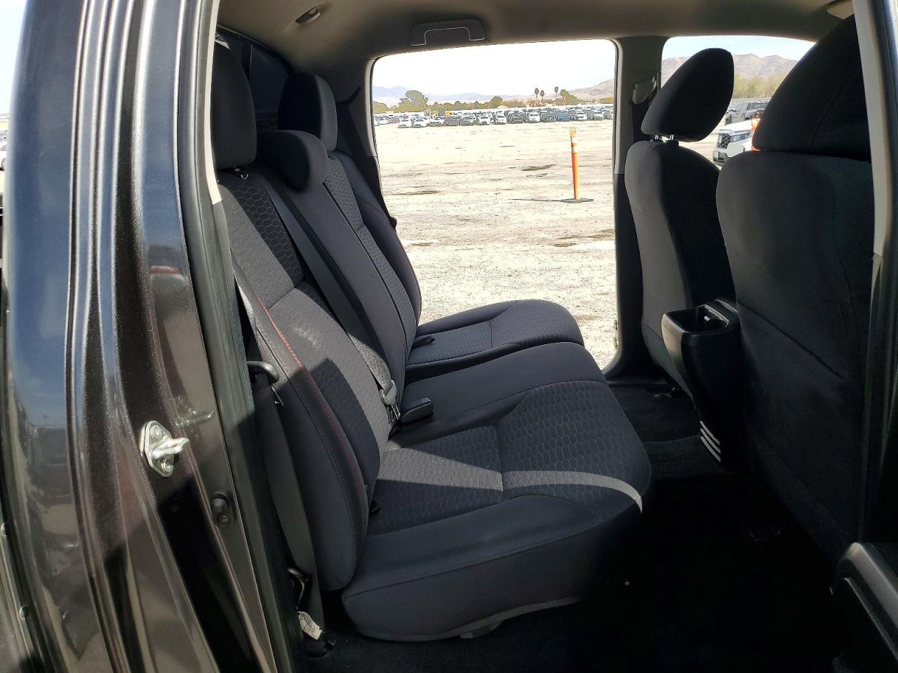2017 Toyota Tacoma SR5 V6