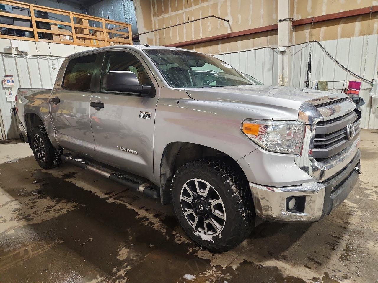 2015 Toyota Tundra SR5