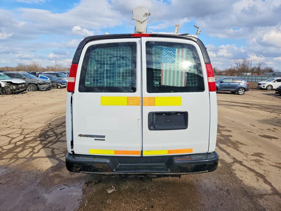2013 Chev Express G2500