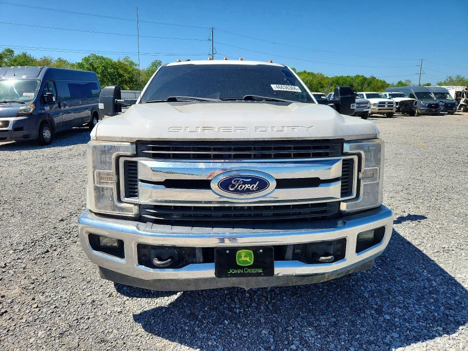 2019 Ford F350 DRW 2WD V8 Tdsl EXT Cab 6.7L XLT