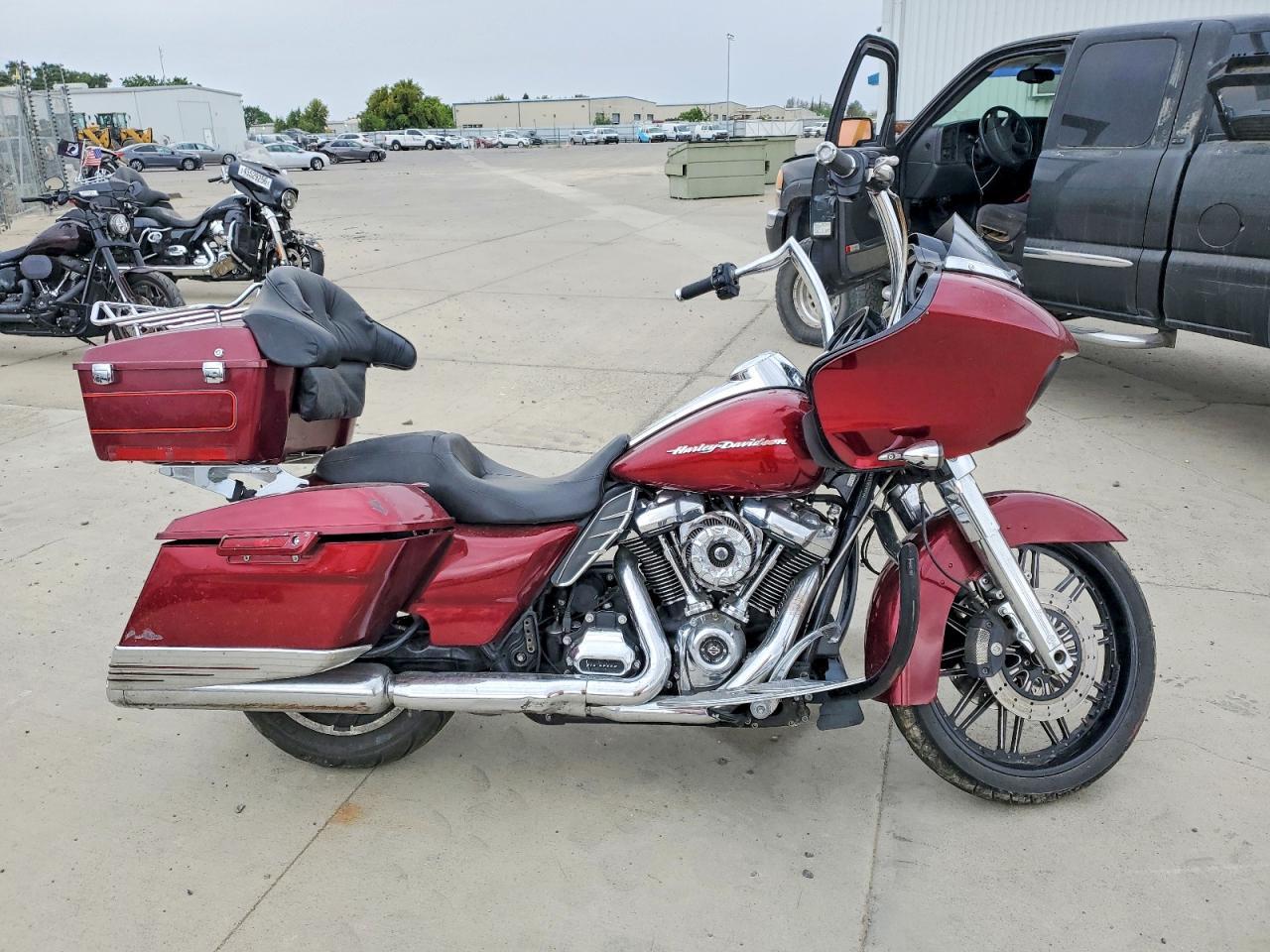 2017 Harley-Davidson Fltrxs Road Glide Special