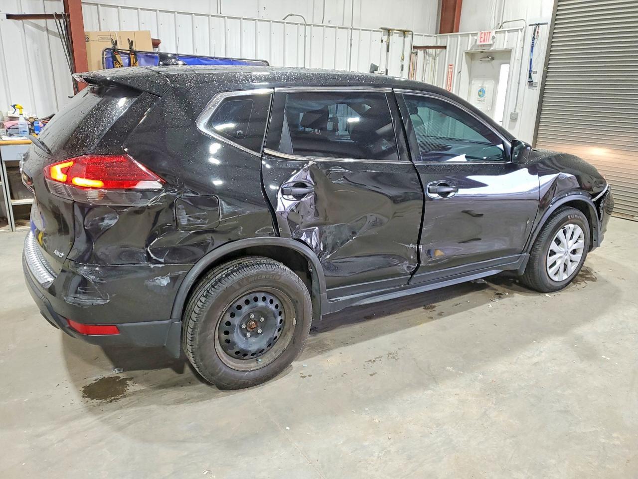 2017 Niss Rogue s