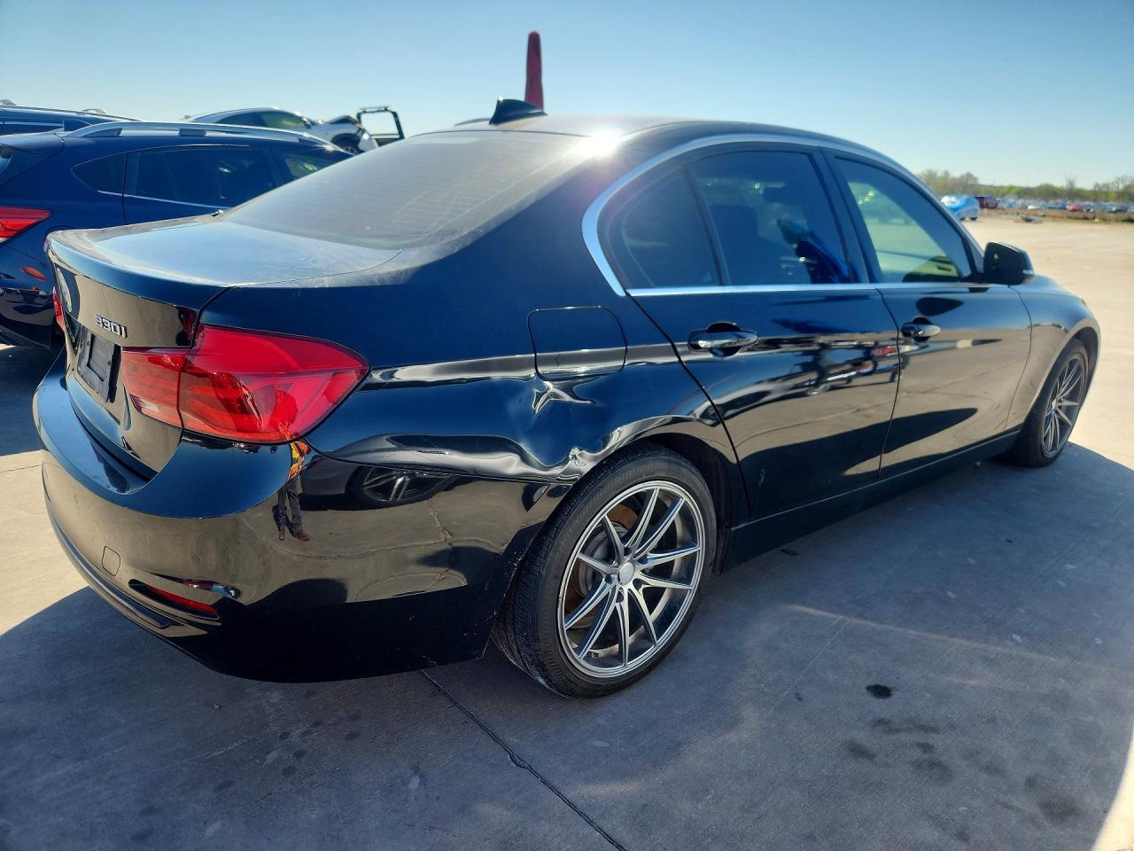2017 BMW 330 i