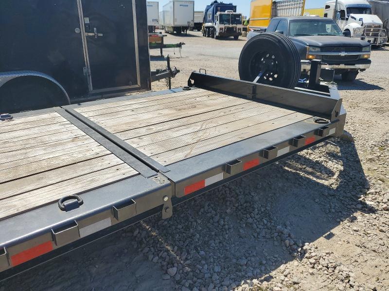 2025 Load Trail Equipment Trailer