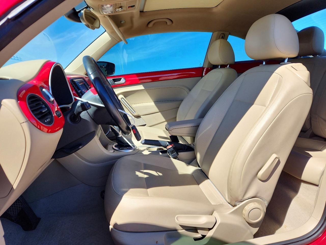 2016 Volkswagen Beetle se