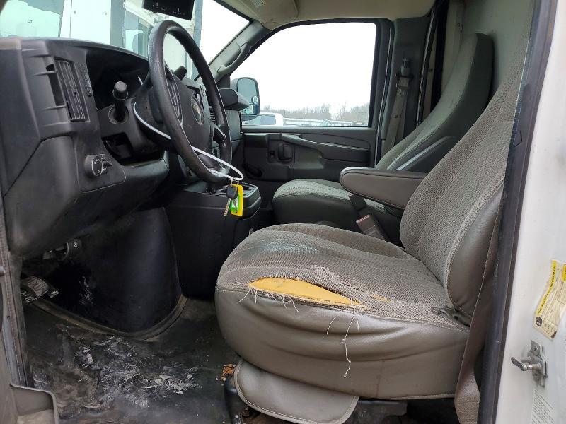 2015 Chevrolet Express Delivery Truck