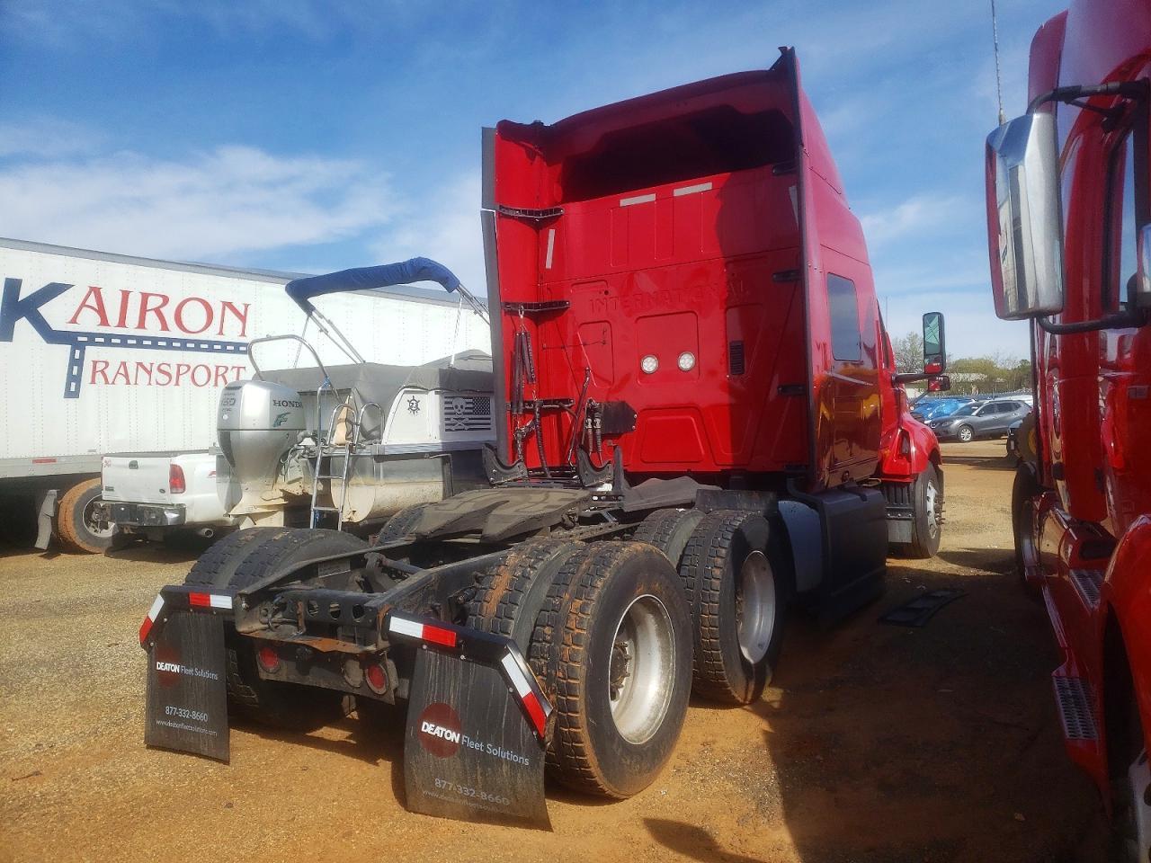 2020 International LT625 Semi Truck