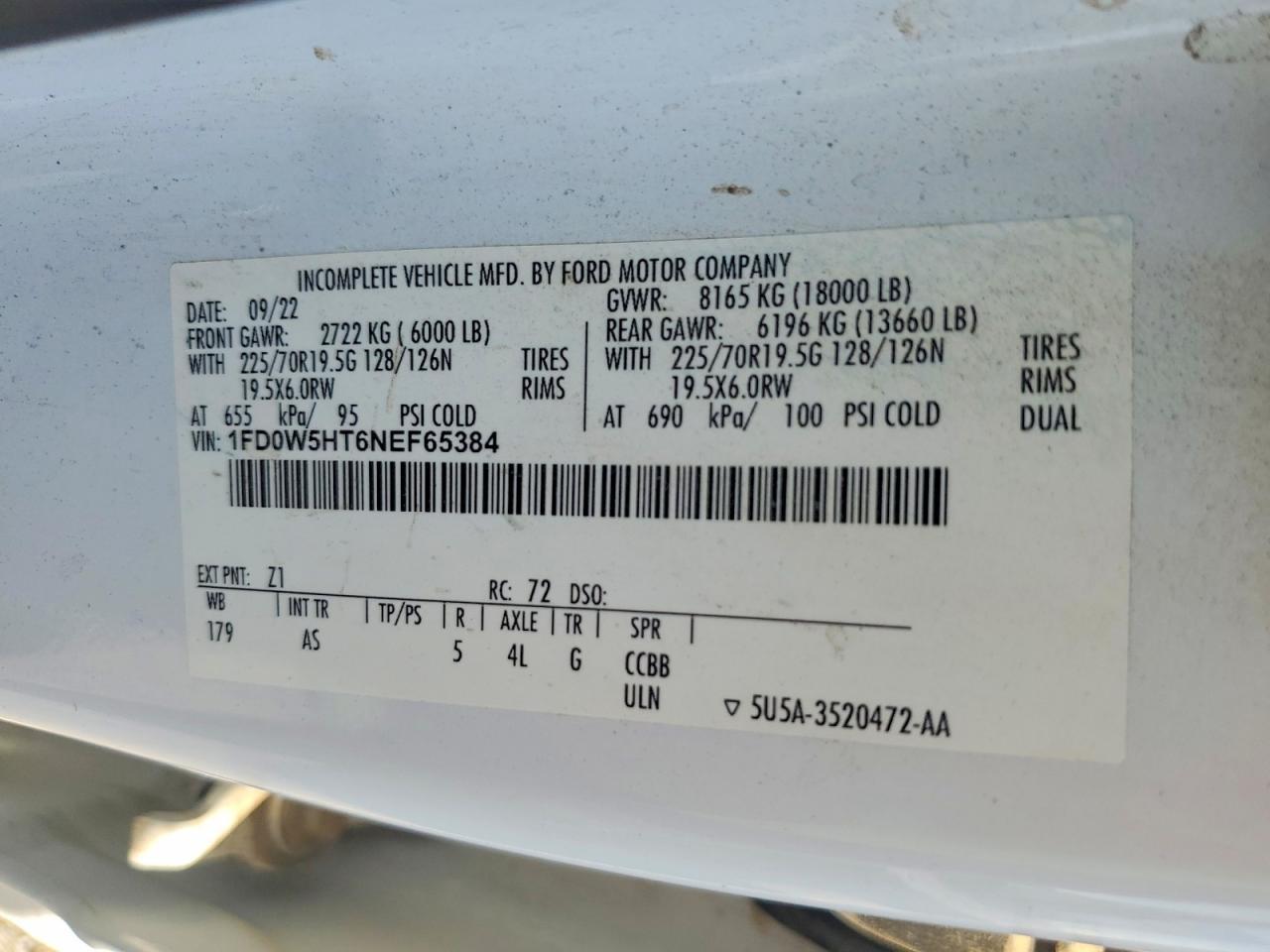 2022 Ford F550 Super Duty Flatbed Truck