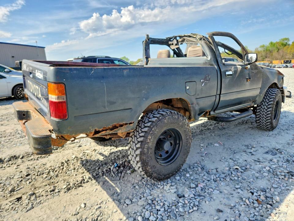 1993 Toyota Pickup Deluxe