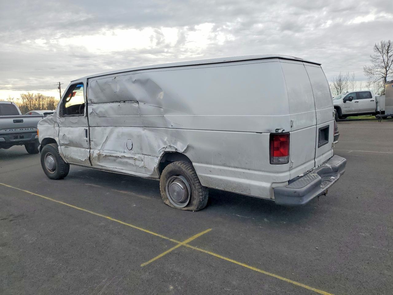 2005 Ford Econoline E350 Super Duty Van