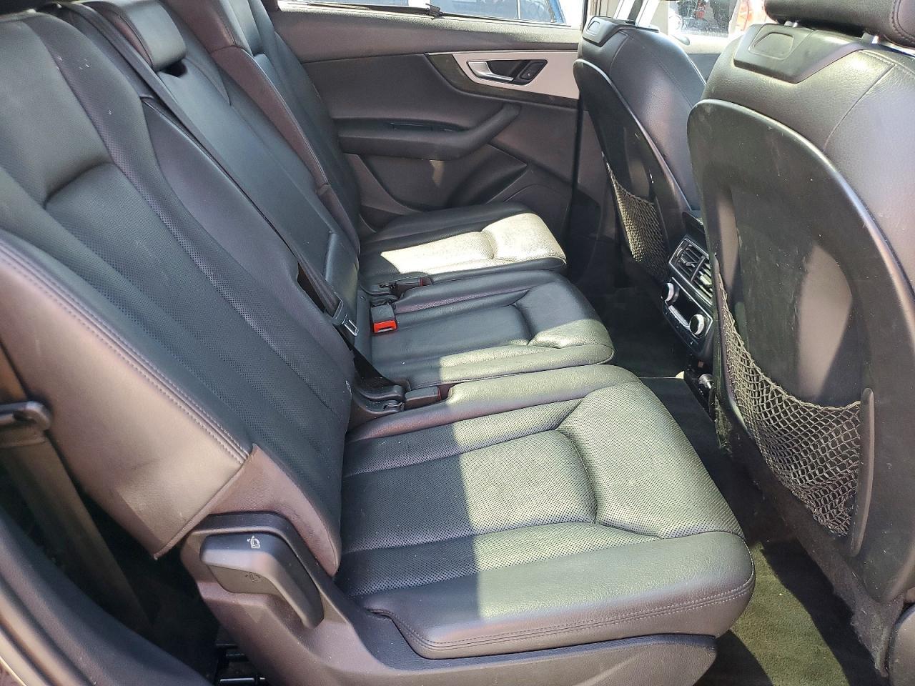 2017 Audi Q7 Premium Plus