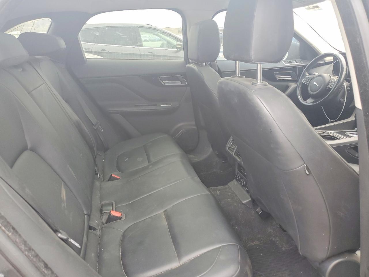 2017 Jaguar F-pace Premium