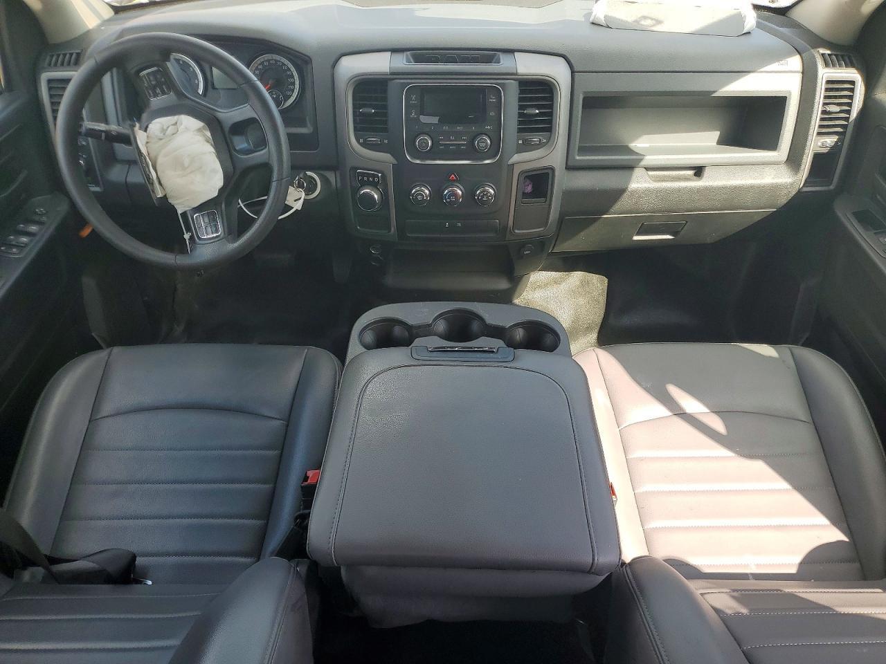2020 Dodge RAM 1500 Classic Tradesman
