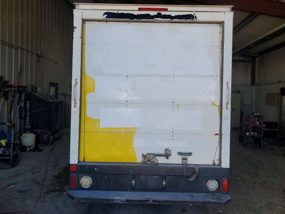 2016 Ford E350 Delivery Truck