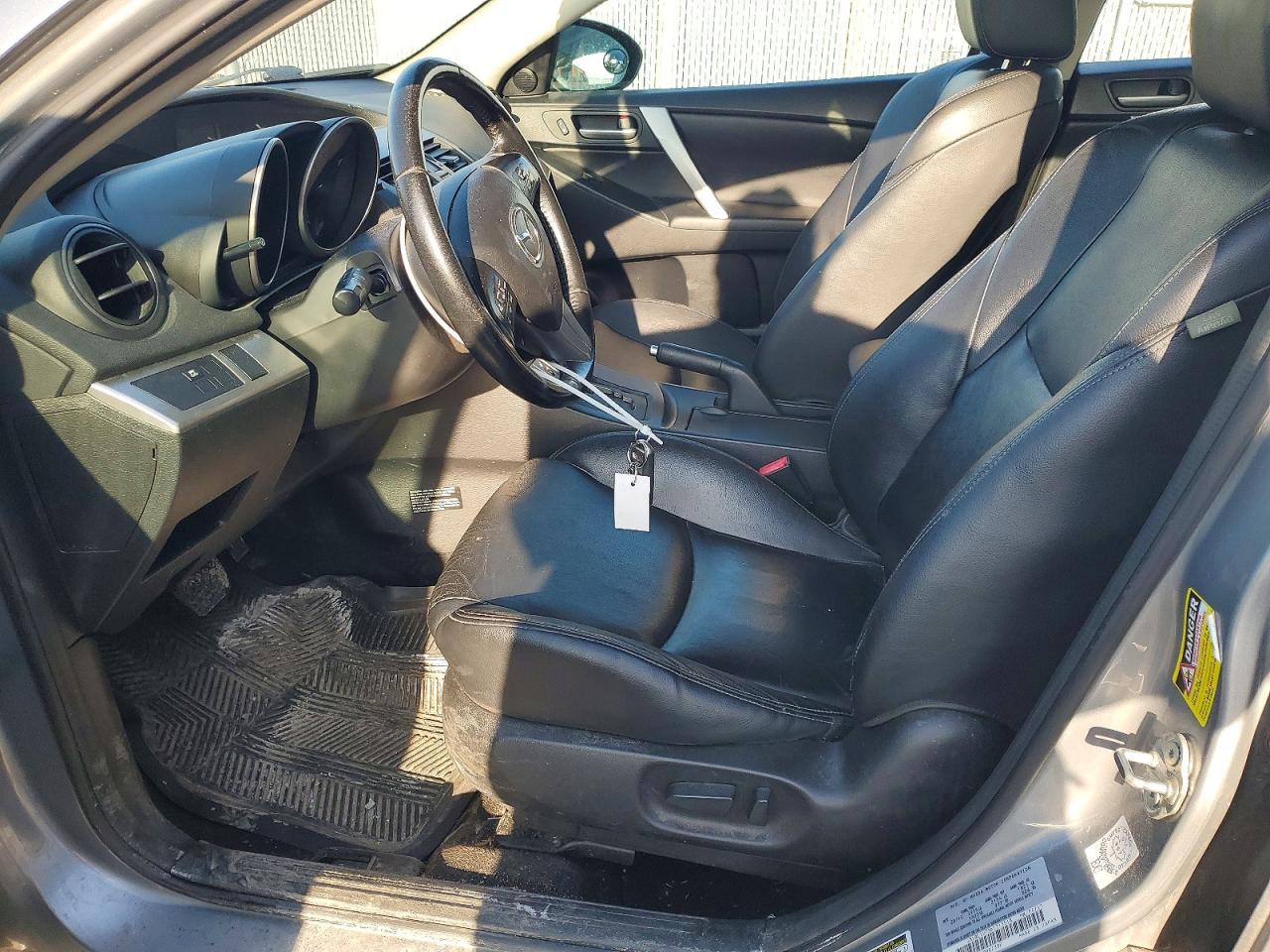 2013 Mazda 3 I