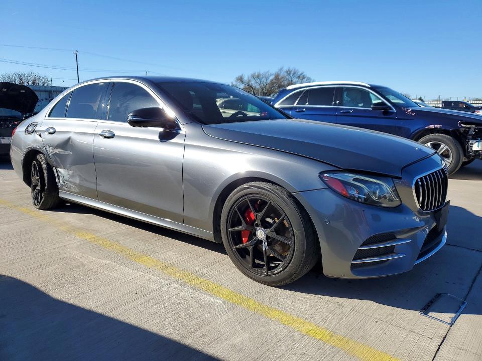 2017 Mercedes-Benz E 300 4matic