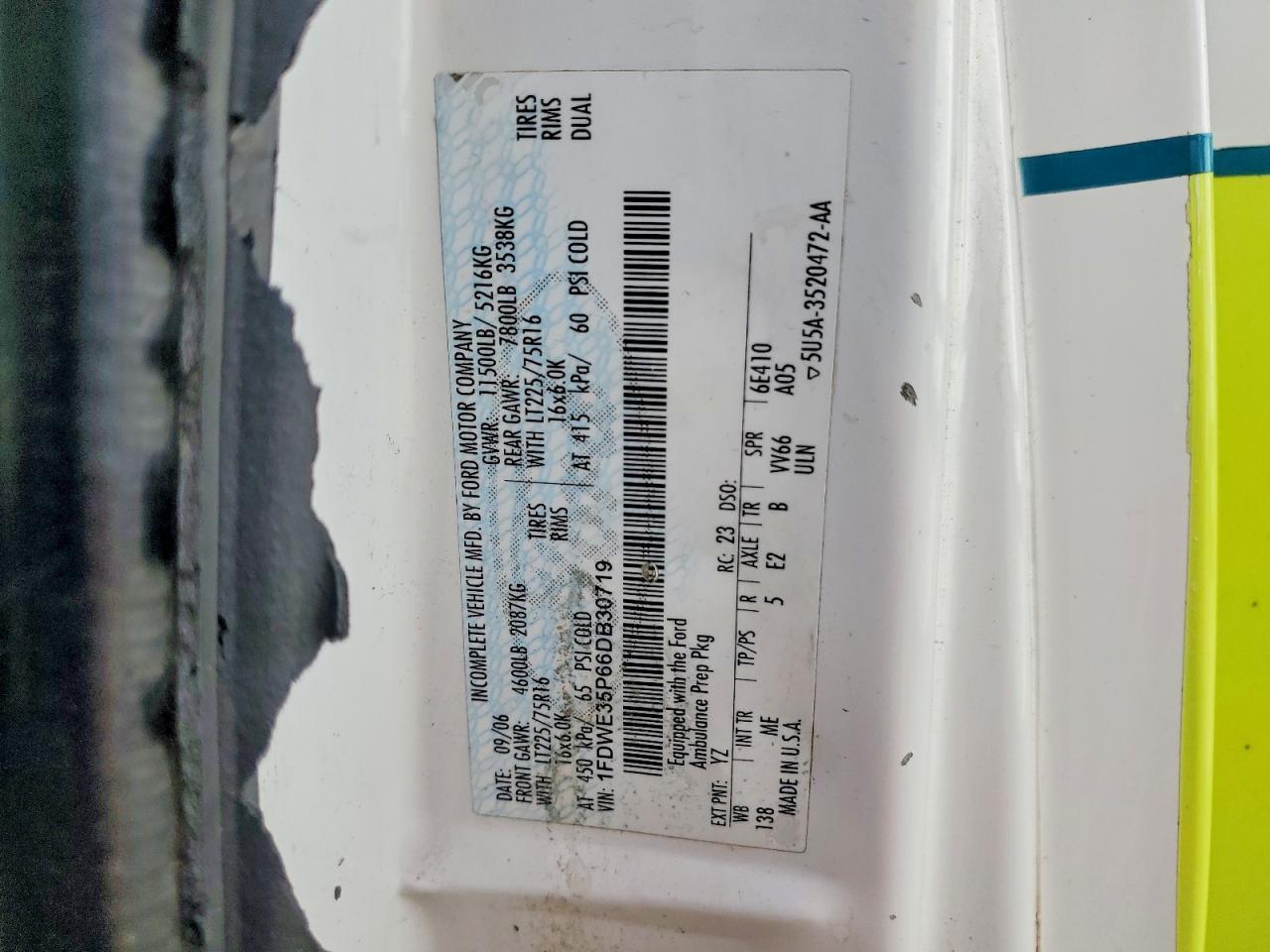 2006 Ford E-350 Ambulance