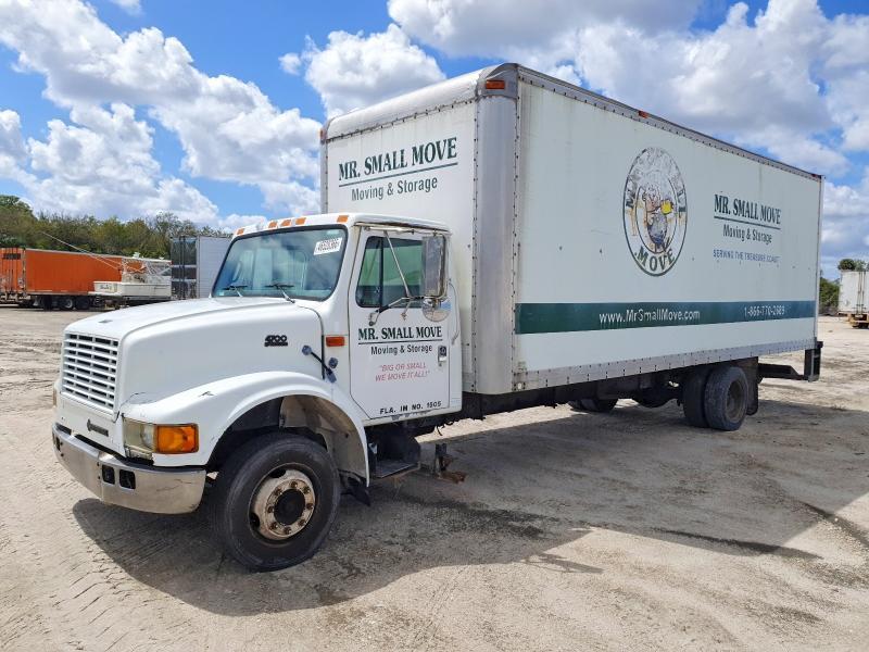 1999 International 4000 4700