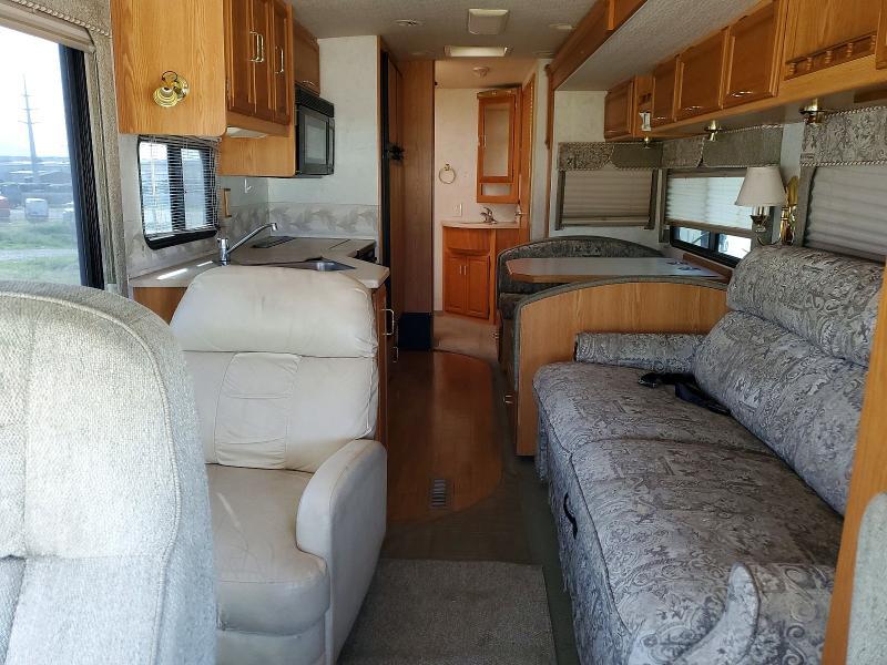 2001 Freigliner 2001 Freightliner Journey rv