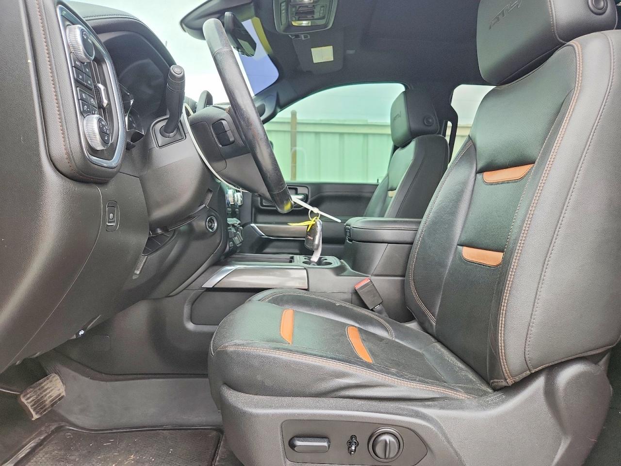 2021 GMC Sierra K2500 AT4