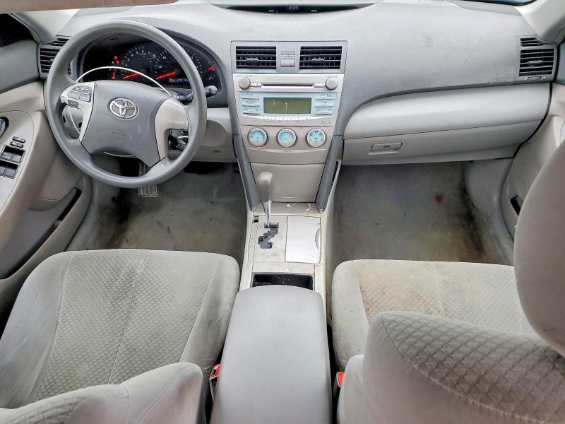 2009 Toyota Camry le