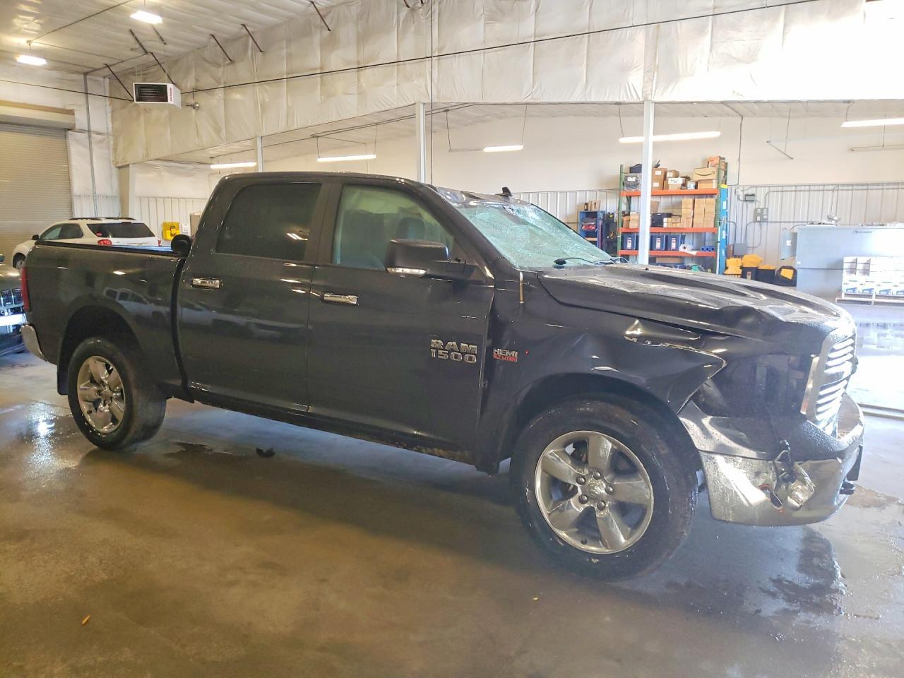 2016 Dodge RAM 1500 SLT