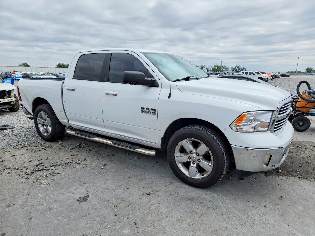 2017 Dodge RAM 1500 SLT