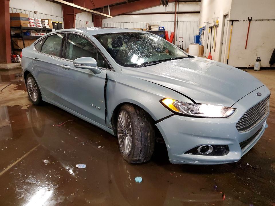 2014 Ford Fusion Titanium hev