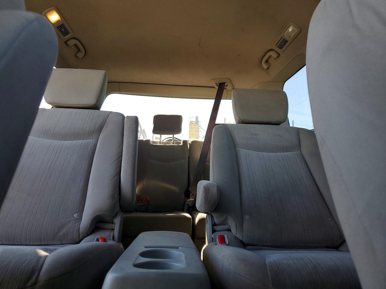 2017 Nissan Quest sv