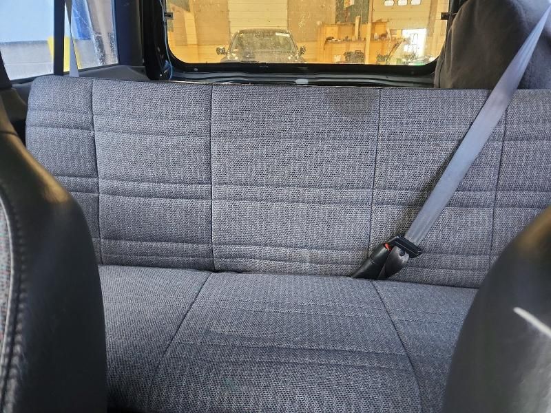 2000 Jeep Cherokee Sport