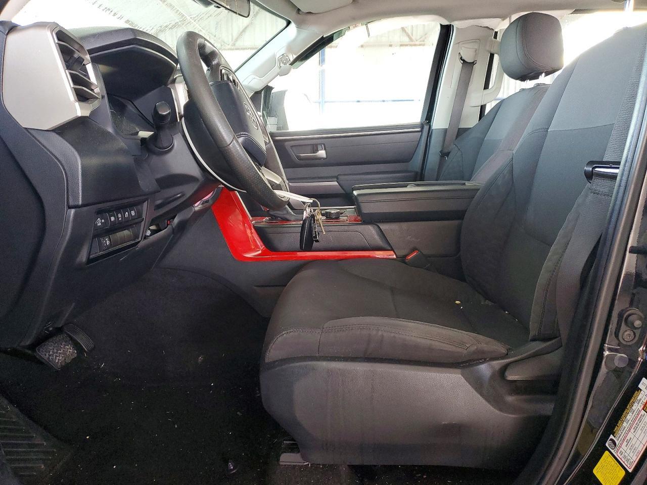 2022 Toyota Tundra SR5