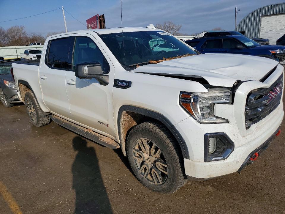 2021 GMC Sierra K1500 AT4