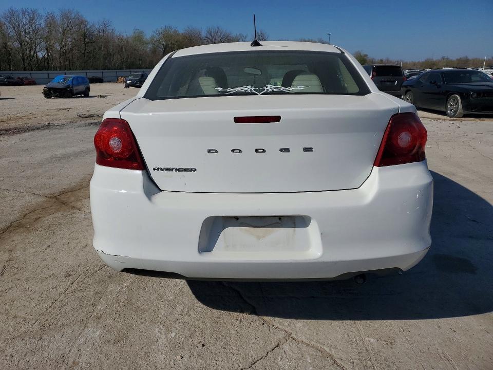 2014 Dodge Avenger se