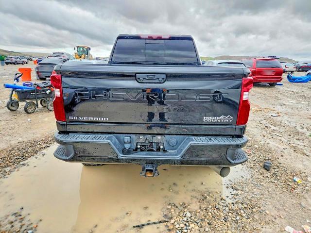 2022 Chevrolet Silverado K3500 High Country
