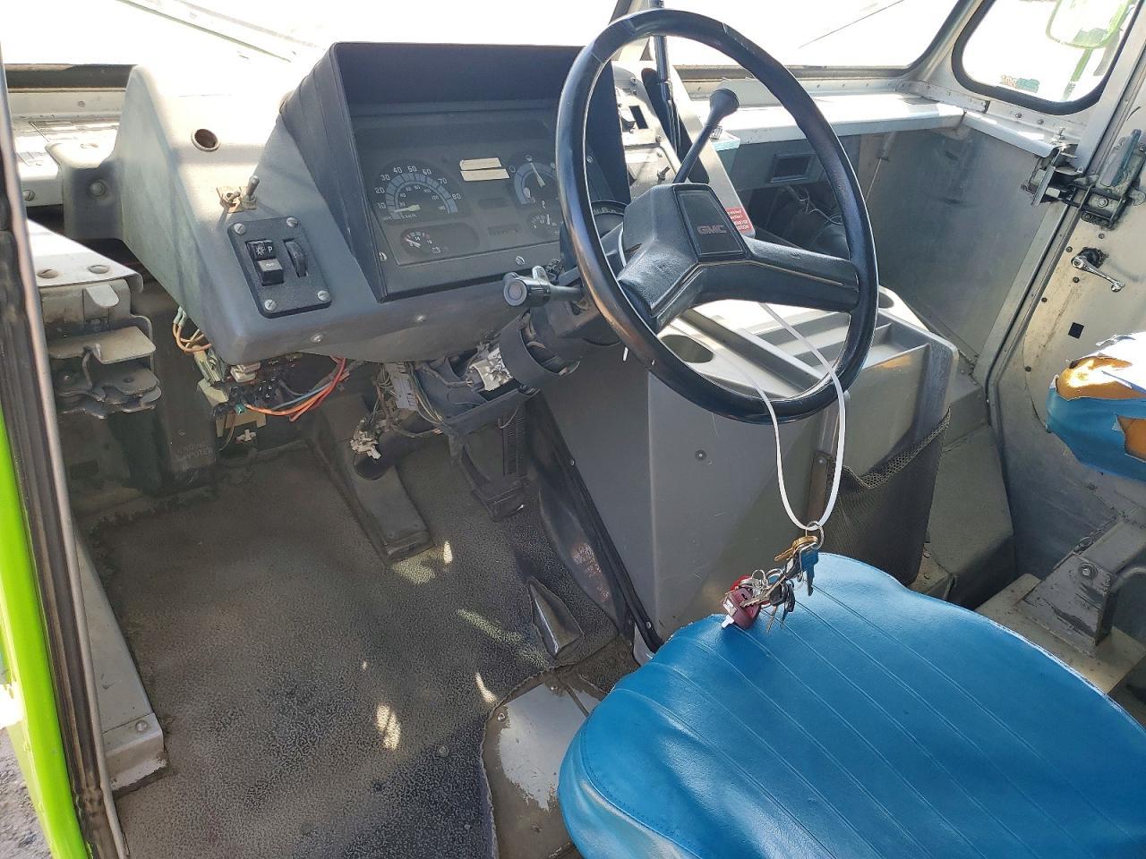 1992 GMC PT Delivery Truck