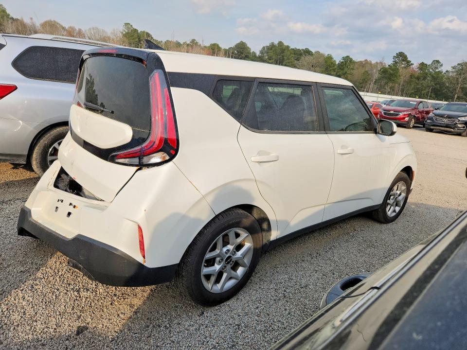 2023 KIA Soul lx