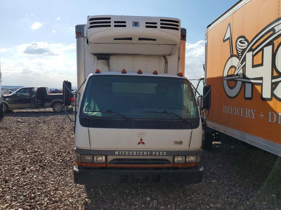 2004 Mitsubishi 2004 Mits 649-BOX Truck