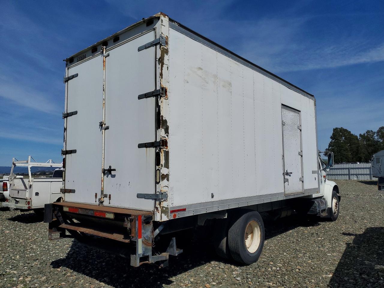 1995 International 4700 BOX Truck
