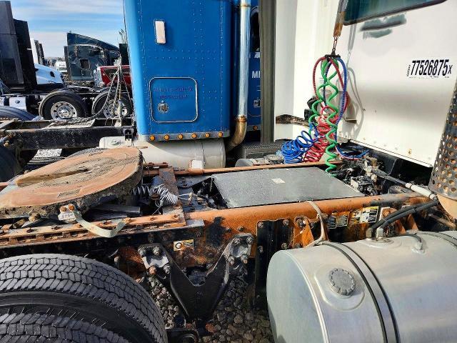 2013 Kenworth T660 Semi Truck